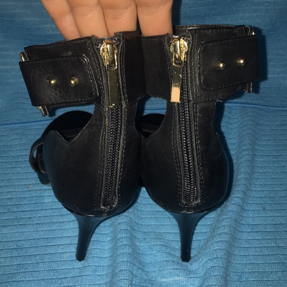 👠 Bebe Black Heels H44 - Picture 2 of 5
